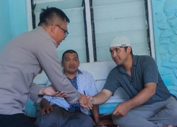 Melayat ke Rumah Duka, Kapolres Aceh Selatan Ucapkan Turut Berduka Cita