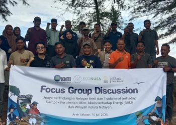 KNTI, ECONUSA dan FEB – UI Gelar FGD Bersama Nelayan Aceh Selatan