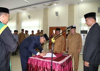 Pj Sekretaris Daerah Resmi Dilantik, Ini Pesan Pj Bupati Aceh Selatan