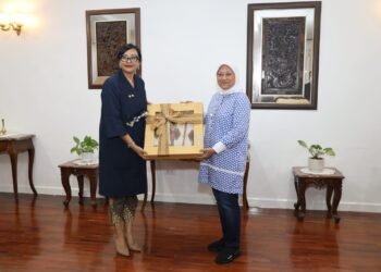 Temui Dubes Indonesia untuk Laos, Menaker Bahas Peluang Kerja Sama Ketenagakerjaan