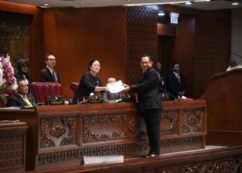 DPR RI Sahkan Rancangan Undang – Undang Desa