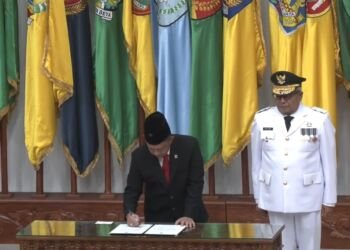 Mendagri Resmi Lantik Bustami Hamzah sebagai Pj Gubernur Aceh