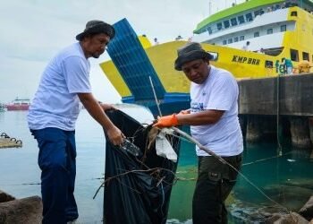 Hari Laut Sedunia, ASDP dan Dishub Aceh Bersihkan Pelabuhan Ulee Lheue