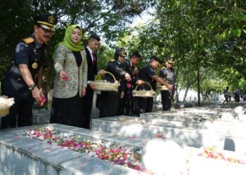 Kemenkumham Aceh Laksanakan Hari Bhakti Pemasyarakatan ke-60 dengan Upacara dan Tabur Bunga