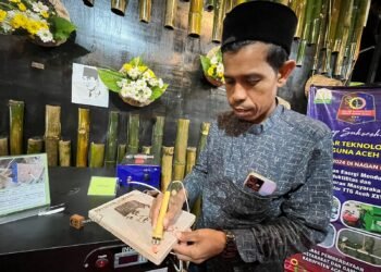 Tgk Darmawan Ciptakan Alat Ukir Nama dan Kaligrafi dari Jarum Suntik