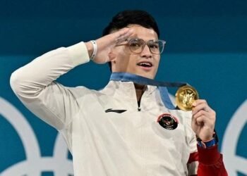 Lifter Muda Rizki Juniansyah Cetak Sejarah di Olimpiade Paris 2024 Raih Emas Angkat Besi