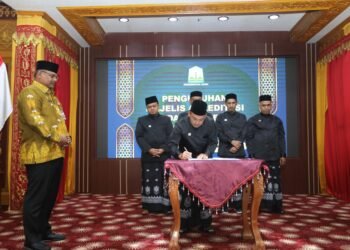 Pj Gubernur Kukuhkan Majelis Akreditasi Dayah Aceh