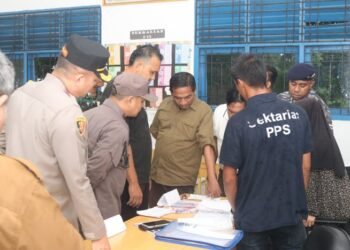 Pj Wali Kota tinjau kesiapan TPS di sejumlah titik di Kota Sabang