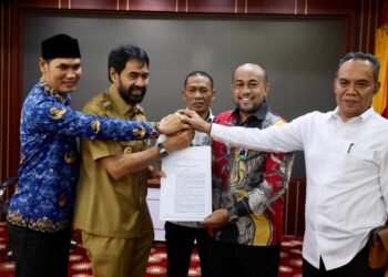Muzakir Manaf Tunjuk Fadhil Ilyas Sebagai Plt Dirut Bank Aceh