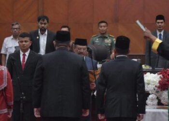 Gubernur Mualem Hadiri Paripurna Pelantikan Anggota DPRA