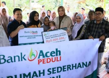 Kak Ana Serahkan Rumah Bantuan Untuk Keluarga Kurir Korban Pembunuhan di Aceh Timur