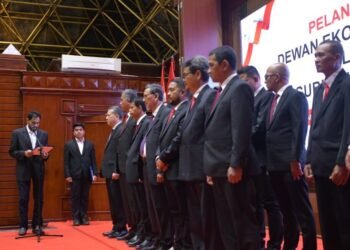 Gubernur Mualem Resmi Lantik Dewan Ekonomi Aceh, Dorong Arah Baru Kebijakan Ekonomi Daerah