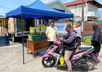 Bulog Kanca Blangpidie Gelar Gerakan Pangan Murah