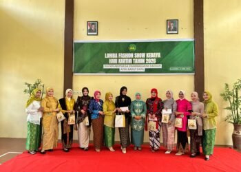 Semangat Kartini, IAD Daerah Abdya Tampilkan Kreativitas Lewat Fashion Show