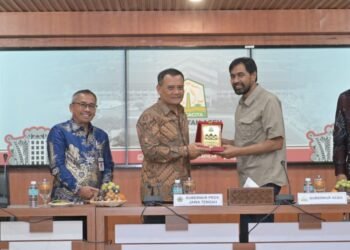 Mualem Terima Kunjungan Gubernur Jateng, Perkuat Kerja Sama Lintas Sektor