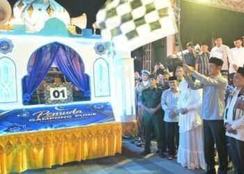 Sekda Aceh Lepas Pawai Takbir Idul Fitri 1447 H, Ribuan Warga Padati Masjid Raya Baiturrahman