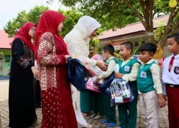 Kak Na: Makan Ikan Bikin Anak Sehat, Kuat dan Cerdas